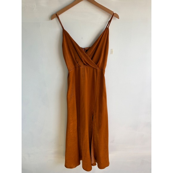 Lulus Dresses & Skirts - Lulus Rust Orange S Satin Midi Dress
Cottagecore Luxury. Terracotta Boho Glam.